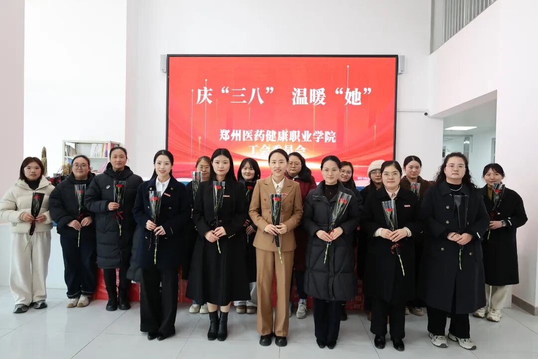大合照.jpg